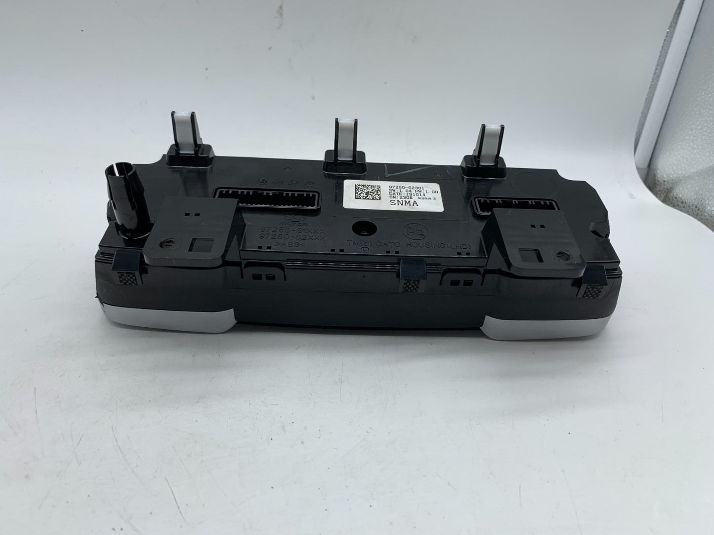 2018-2022 Hyundai Accent AC Heater Climate Control Unit OEM B02B24005
