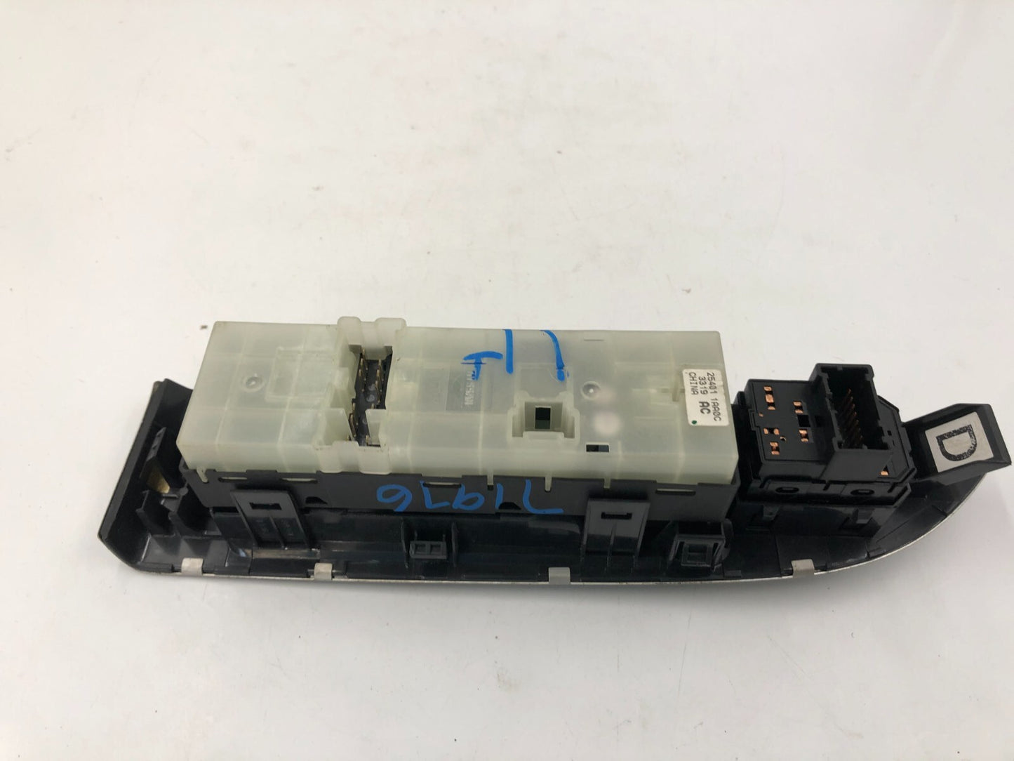 2009-2014 Nissan Murano Master Power Window Switch OEM B02B16046