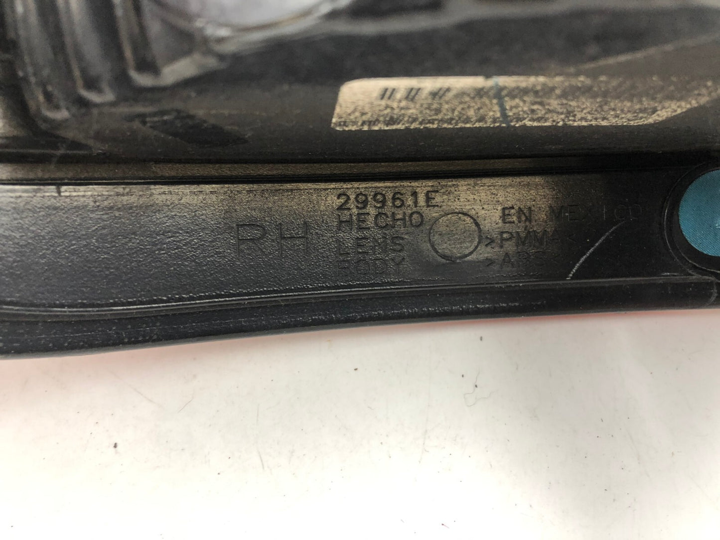 2009-2011 Dodge Journey Passenger Side Tail Light Taillight OEM D02B21021