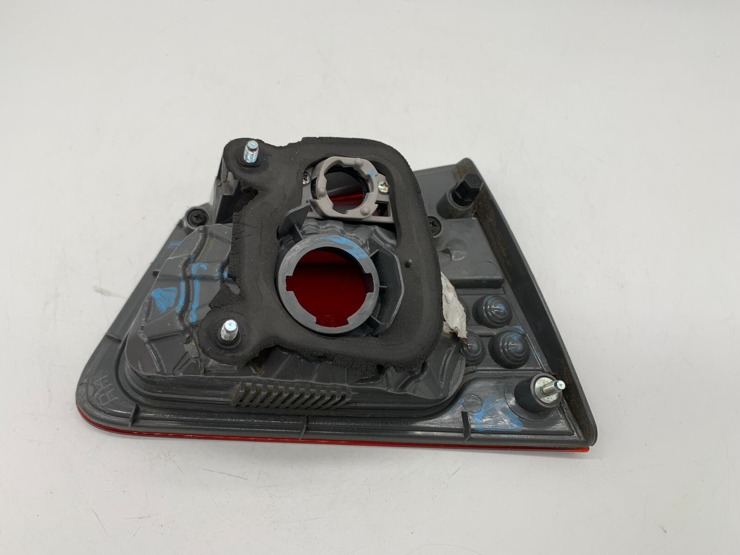 2010-2013 Kia Forte Passenger Side Trunk Lid Mounted Tail Light OEM C03B31007