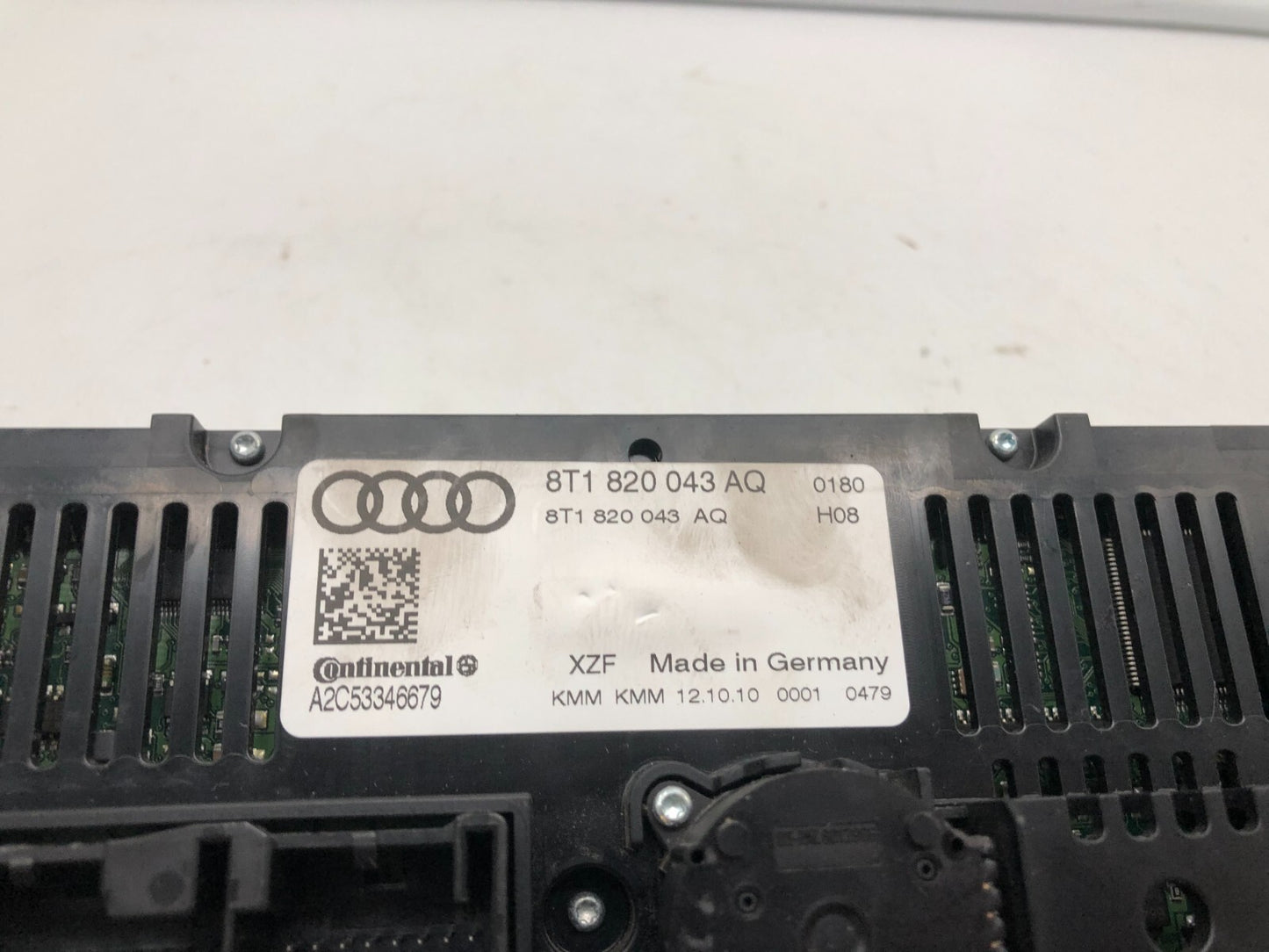 2010-2012 Audi S4 AC Heater Climate Control Unit OEM E02B37042