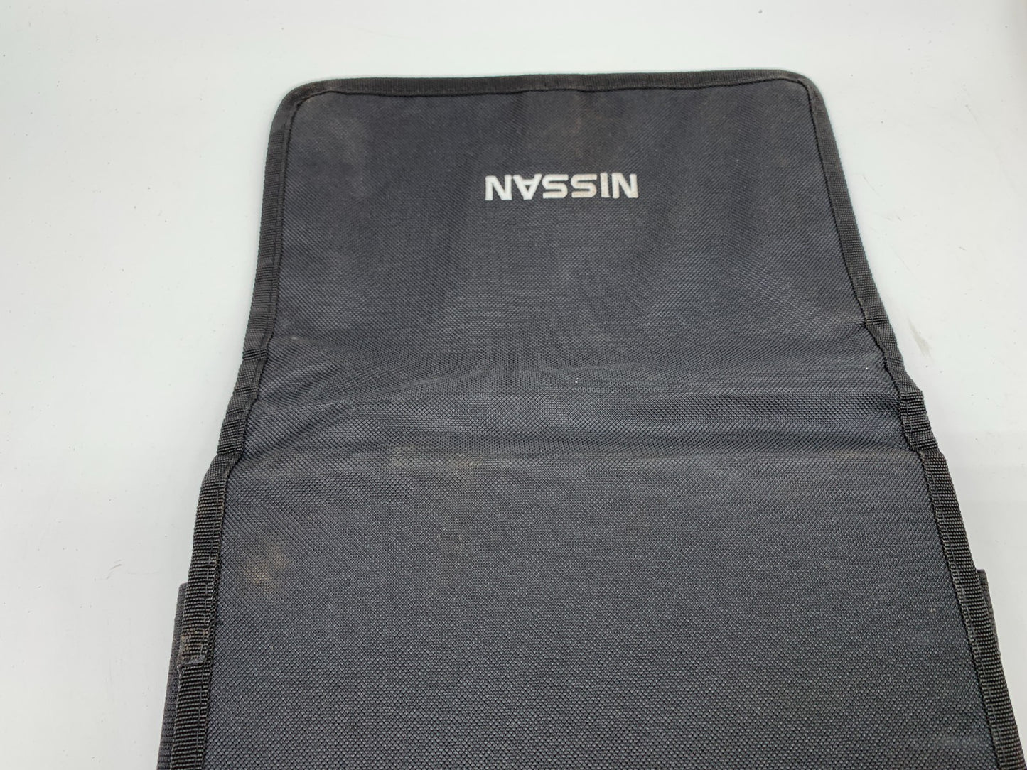 2017 Nissan Sentra Owners Manual Set with Case OEM C03B49015