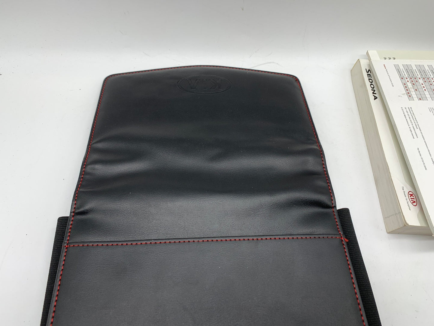 2015 Kia Sedona Owners Manual Set with Case OEM D03B38001