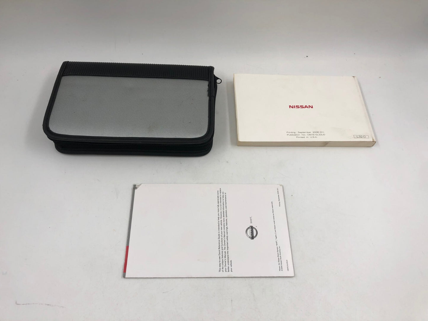 2007 Nissan Altima Owners Manual Set with Case OEM C02B15022
