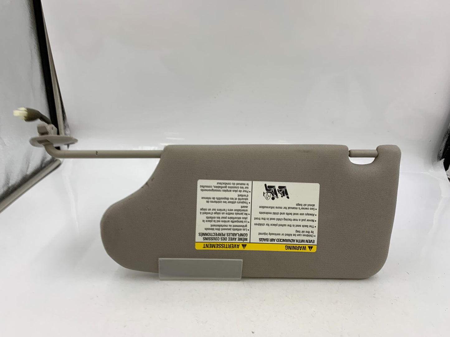 2013-2018 Nissan Altima Passenger Sun Visor Gray Illumination OEM B04B45002