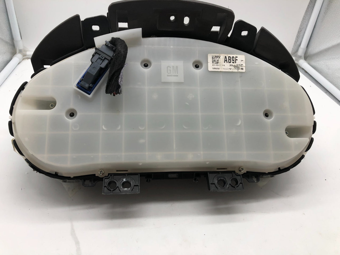 2011 Chevrolet Cruze Speedometer Instrument Cluster OEM B03B39004