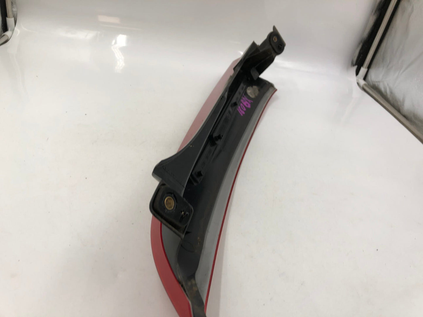 2003-2006 Volvo XC90 Passenger Upper Tail Light Taillight OEM D03B58001