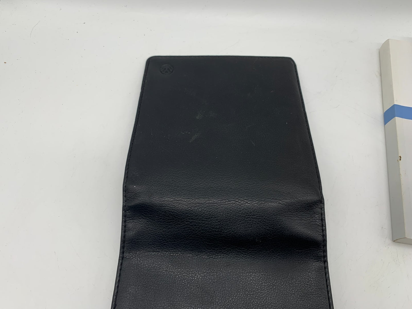 2013 Volkswagen Passat Owners Manual with Case OEM D03B64007
