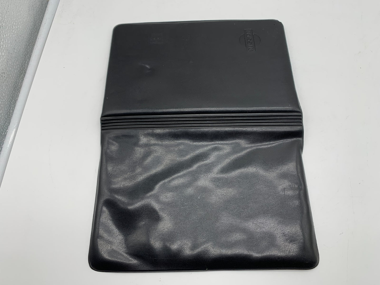 1995 Nissan Maxima Owners Manual with Case OEM C01B50013