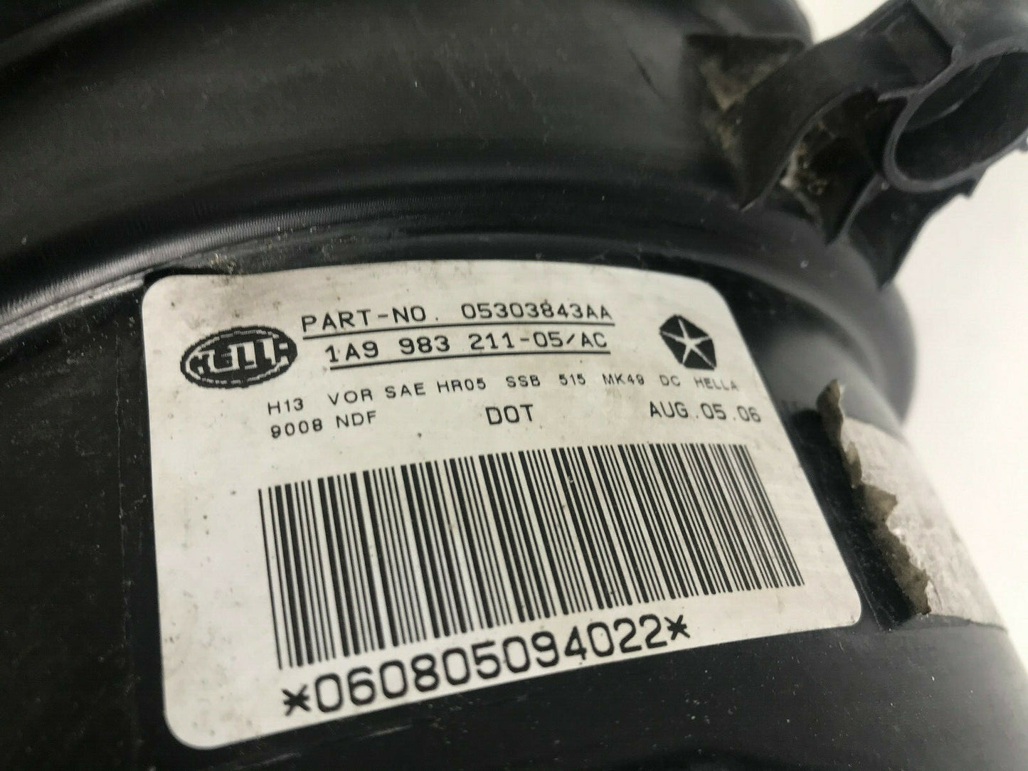 2007-2010 Jeep Compass Driver Side Head Light Headlight OEM C03B45050