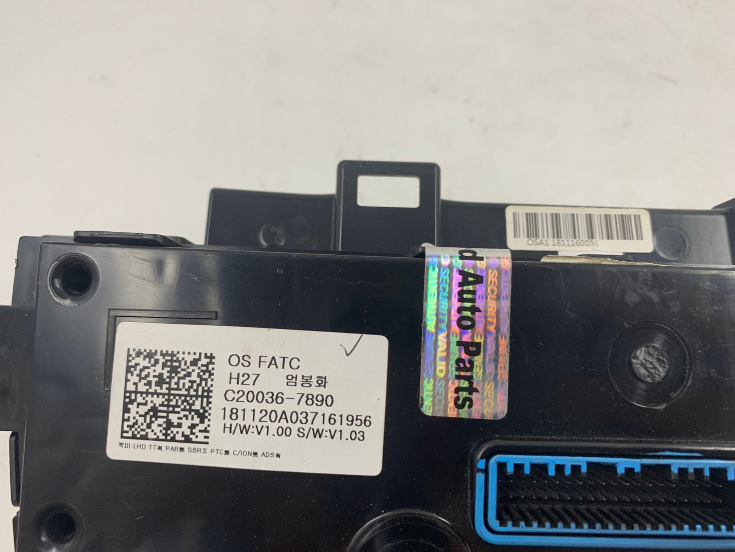 2018-2021 Hyundai Kona AC Heater Climate Control Temperature Unit OEM E01B56004