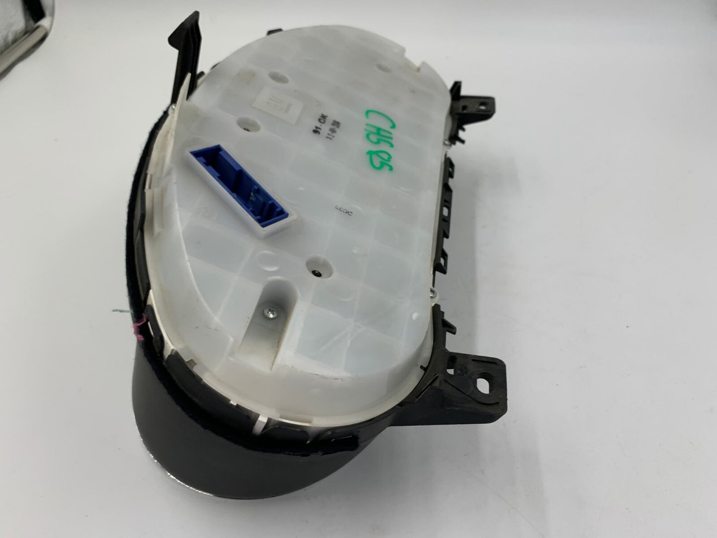 2015-2017 Buick Verano Speedometer Instrument Cluster 29541 Miles OEM A01B32058