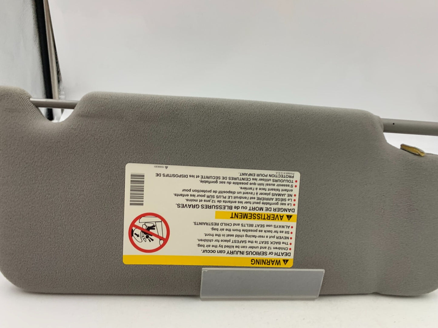 2005-2007 Cadillac STS Driver Sun Visor Gray Illuminated OEM B01B12056