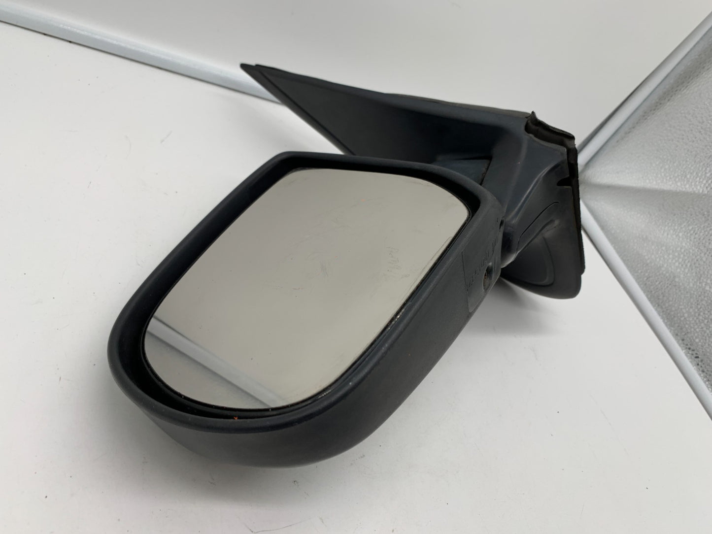 2001-2007 Ford Escape Driver Side View Power Door Mirror Black OEM D01B58031