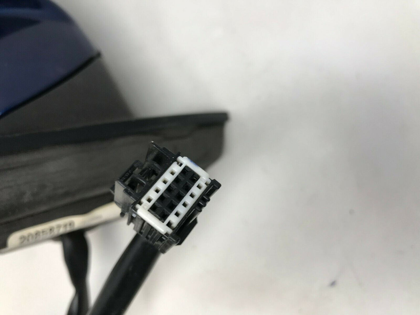 2010-2011 GMC Terrain Driver Side View Power Door Mirror Blue OEM