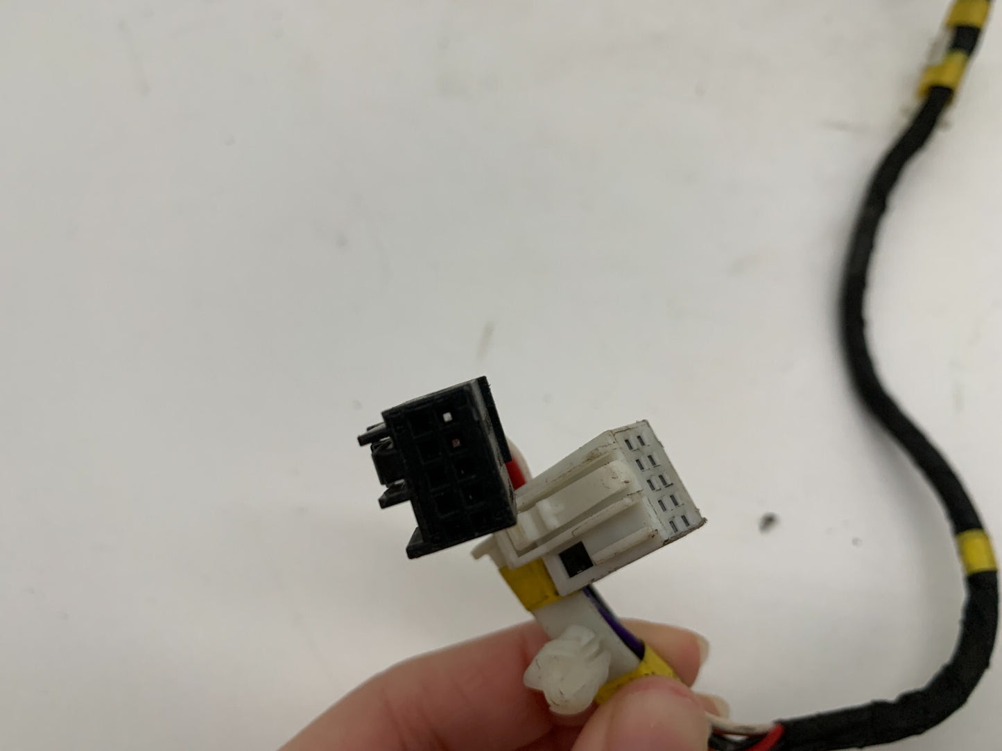 2017-2019 Chrysler Pacifica Passenger Side View Door Mirror Black BSA E02B30026