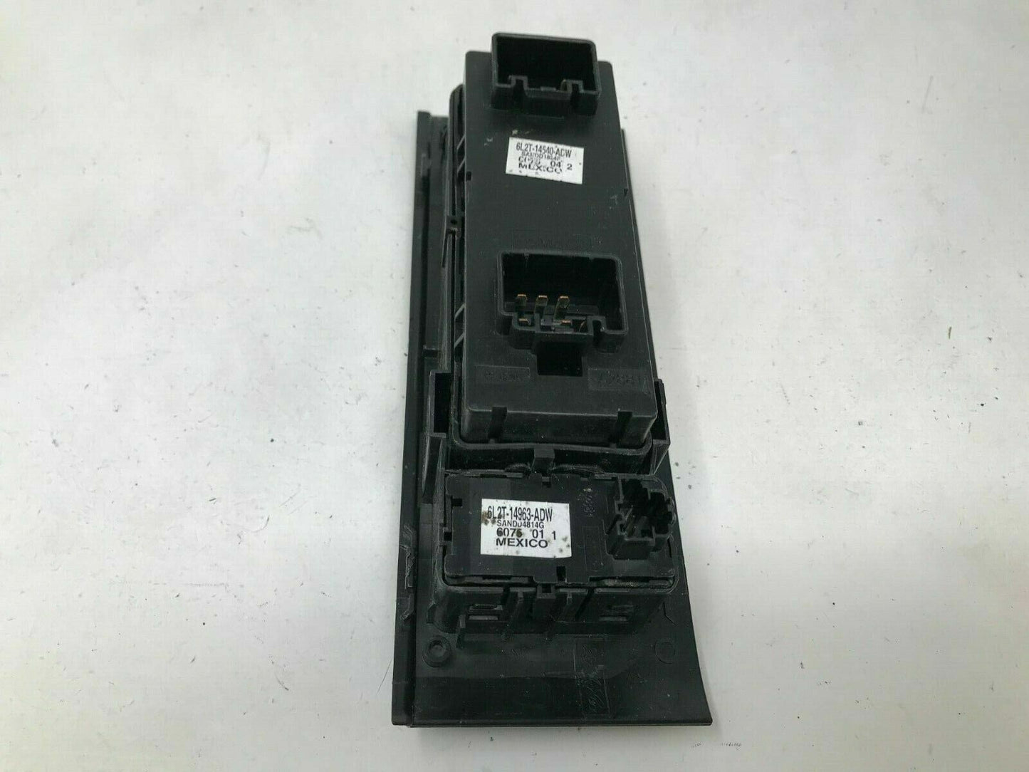 2006-2007 Ford Explorer Master Power Window Switch OEM C02B06015