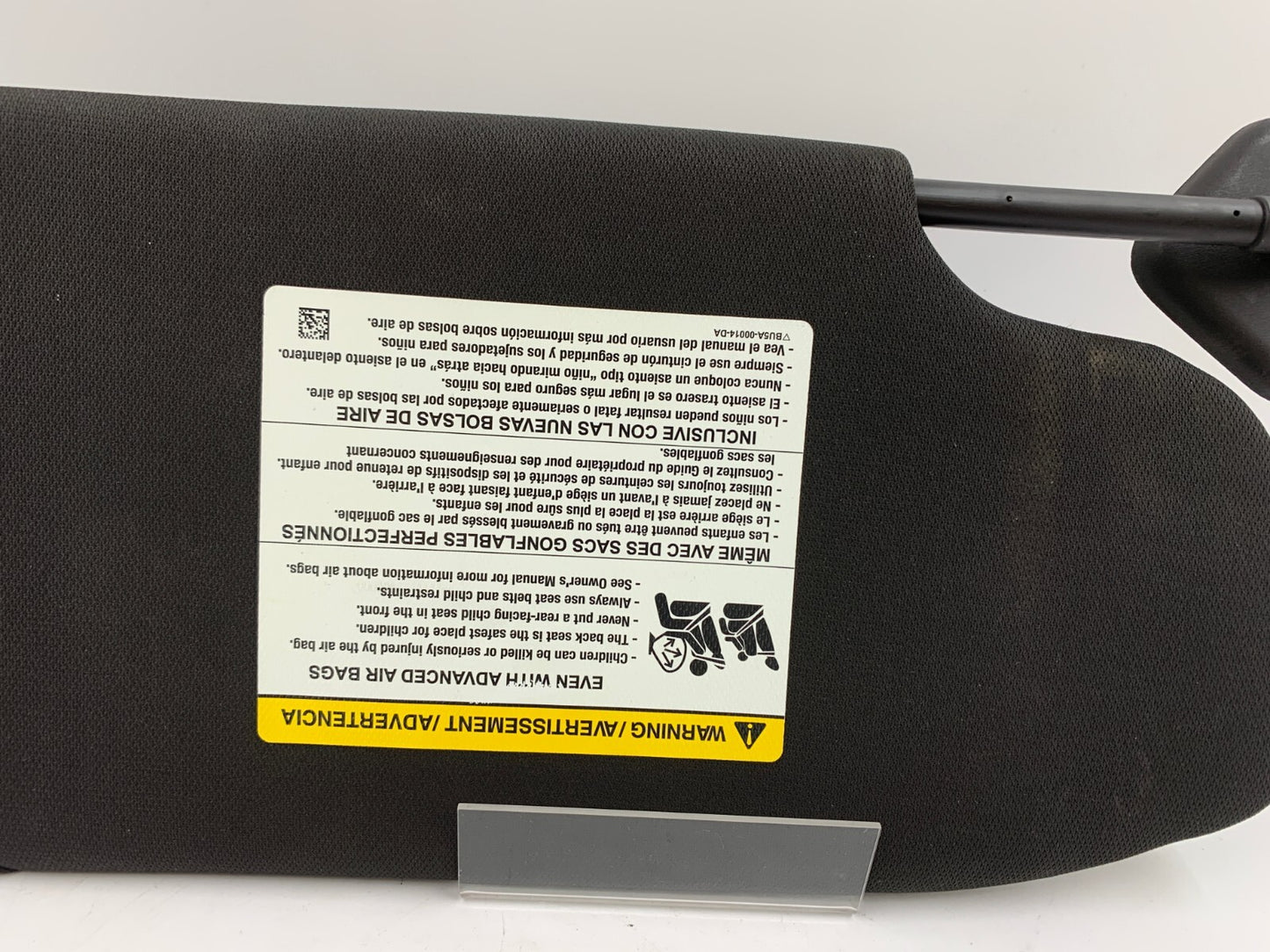 2013-2019 Ford Taurus Driver Sun Visor Illuminated Black OEM E03B58002