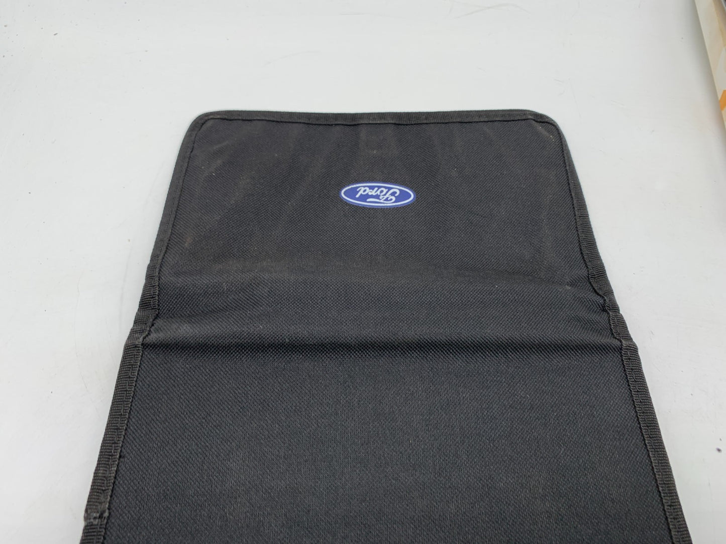 2018 Ford Fusion Owners Manual Set with Case OEM B02B24008