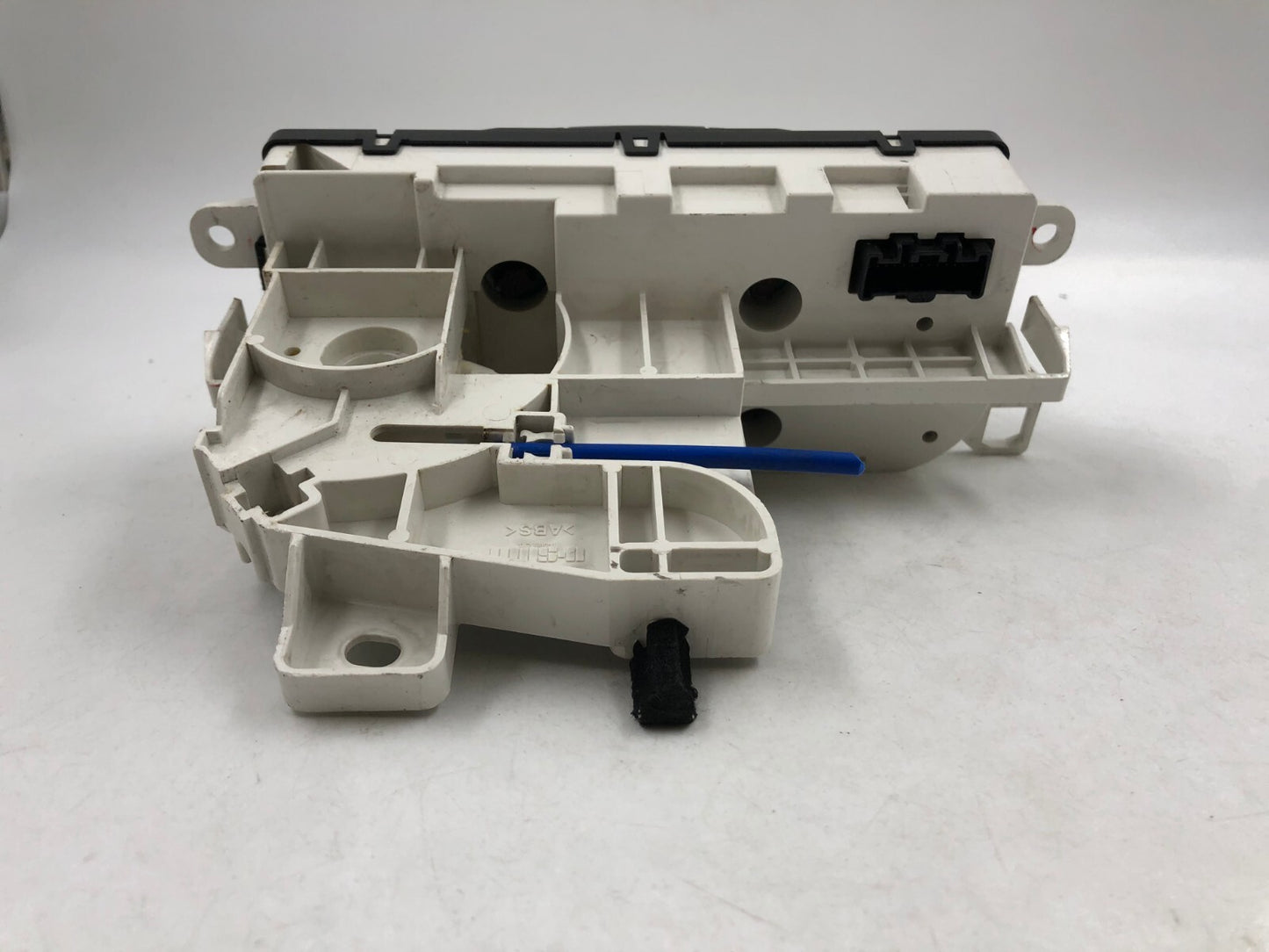 2007-2009 Mazda CX-7 AC Heater Climate Control Unit OEM D01B50088