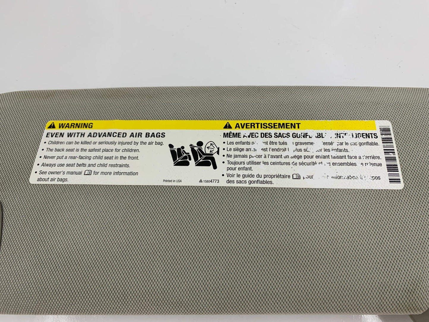 2013-2016 Chevrolet Malibu Passenger Sun Visor Gray Illuminated OEM C03B09084