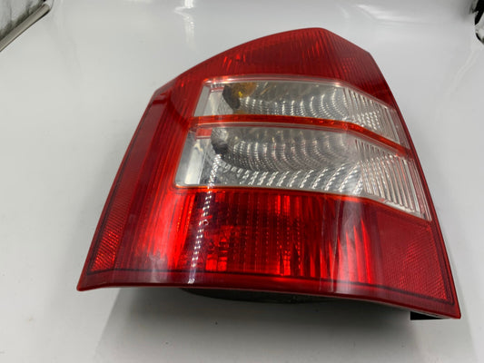 2007-2010 Jeep Compass Driver Side Tail Light Taillight OEM D01B69001