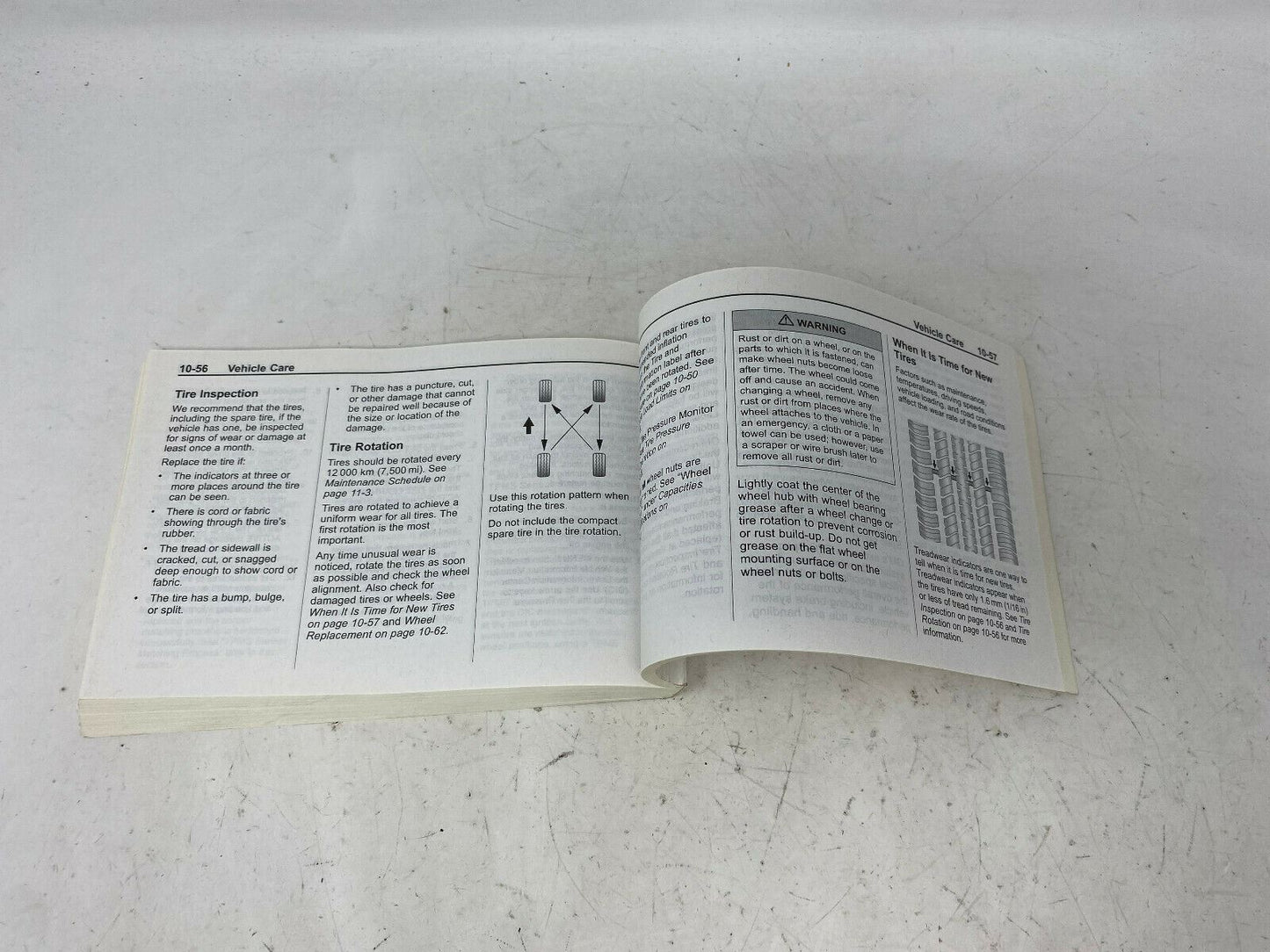 2005 Chevrolet Equinox Owners Manual OEM C03B44023