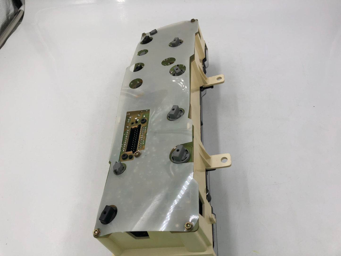 2000-2002 Saturn L Series Speedometer Instrument Cluster 102,473 Miles A02B10022