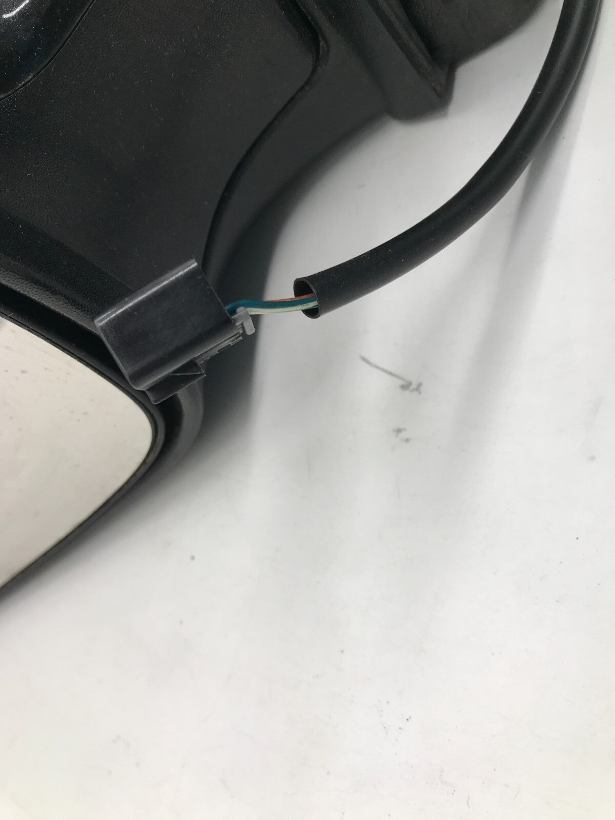 2011-2012 Chevrolet Malibu Driver Side View Power Door Mirror Charcoal E02B44070