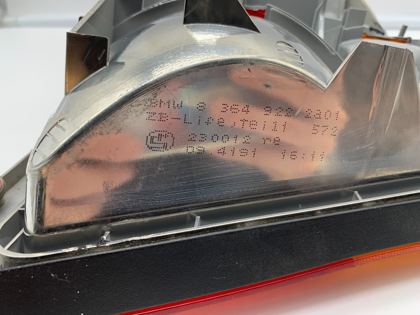 1999-2001 BMW 325i Passenger Side Tail Light Taillight OEM B04B22038