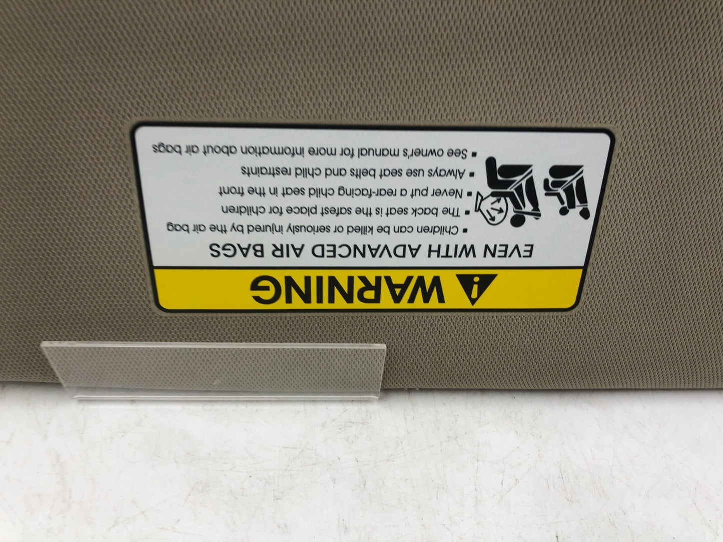 2011-2016 Kia Optima Passenger Sun Visor Gray Illuminated OEM B02B14043