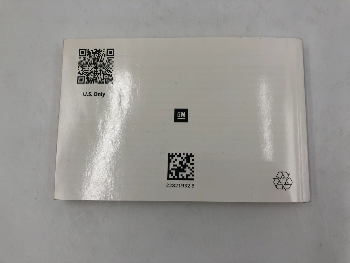 2014 Buick Verano Owners Manual Set with Case OEM E01B68006