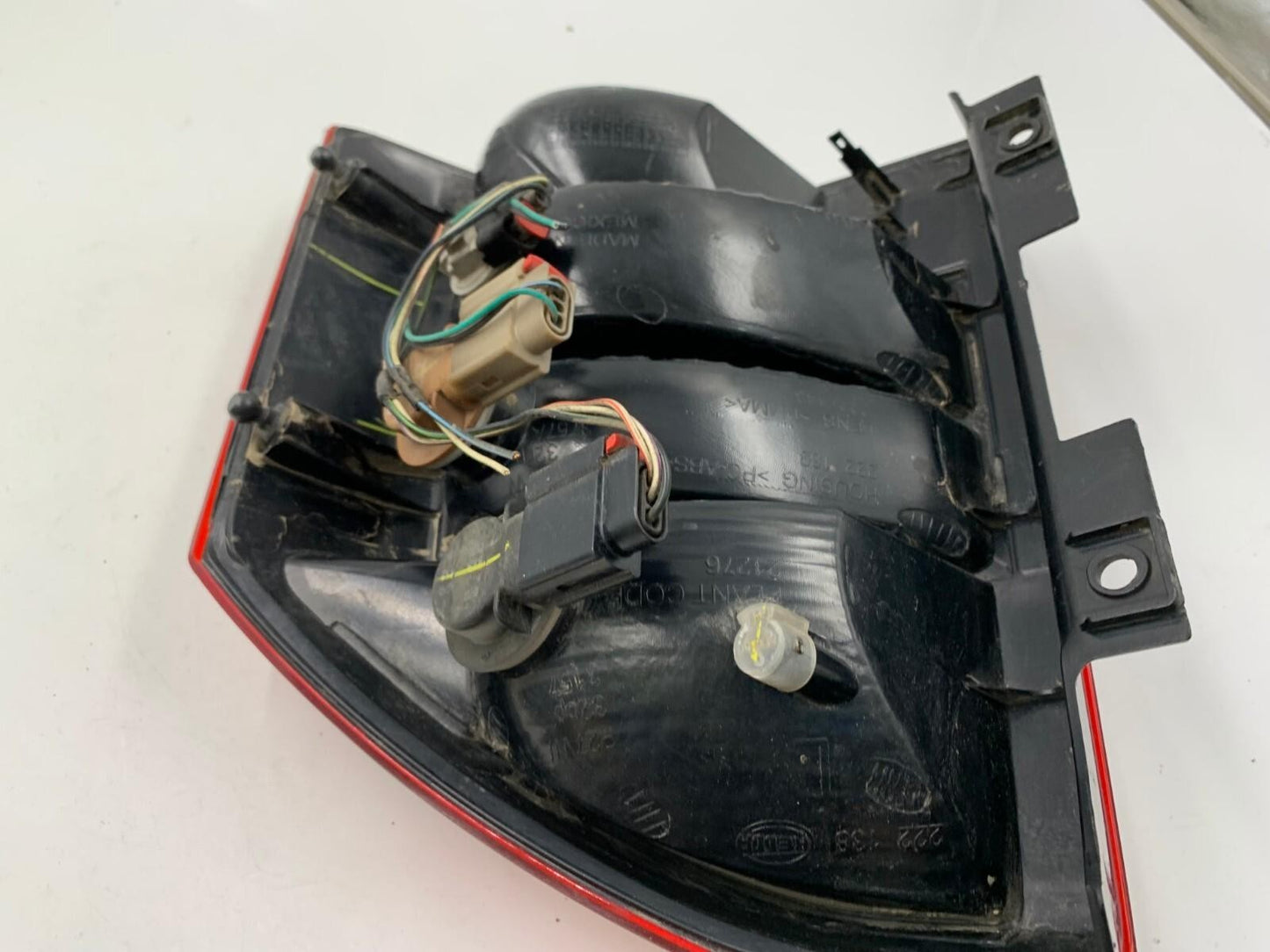 2007-2010 Jeep Compass Driver Side Tail Light Taillight OEM D01B69001