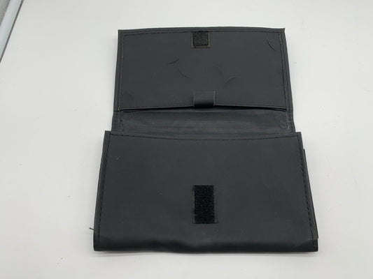 Chrysler Owners Manual Case Only OEM E02B50025