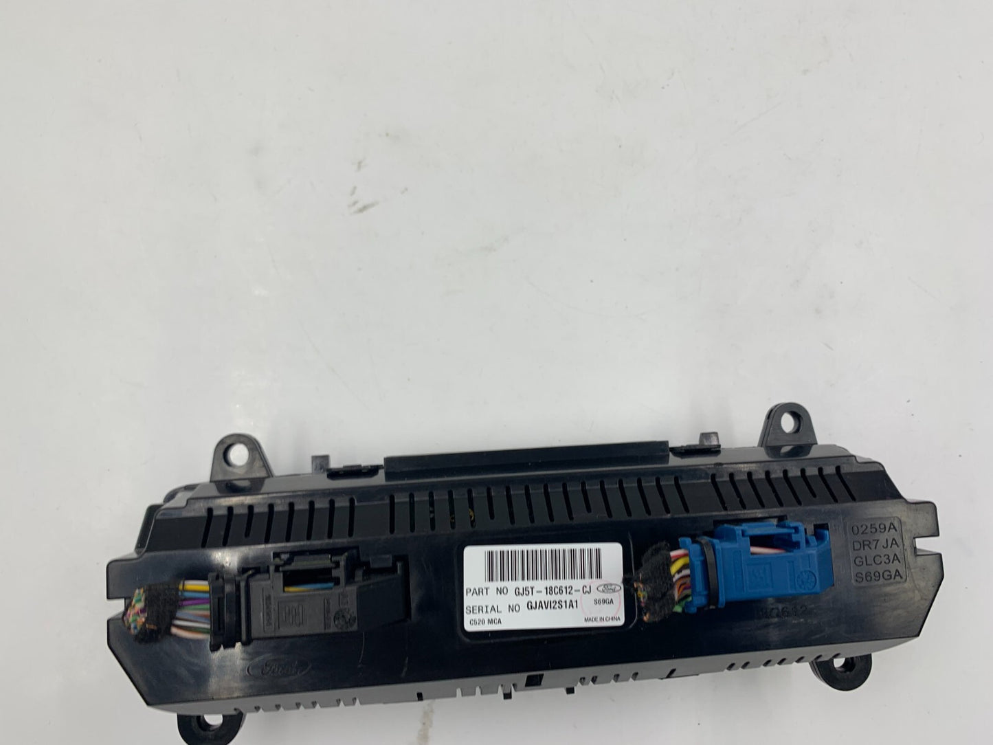 2018-2019 Ford Escape AC Heater Climate Control Unit OEM C04B56023