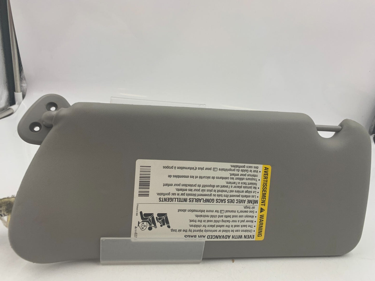 2007-2009 Cadillac SRX Passenger Sun Visor Illuminated Gray OEM D02B33080