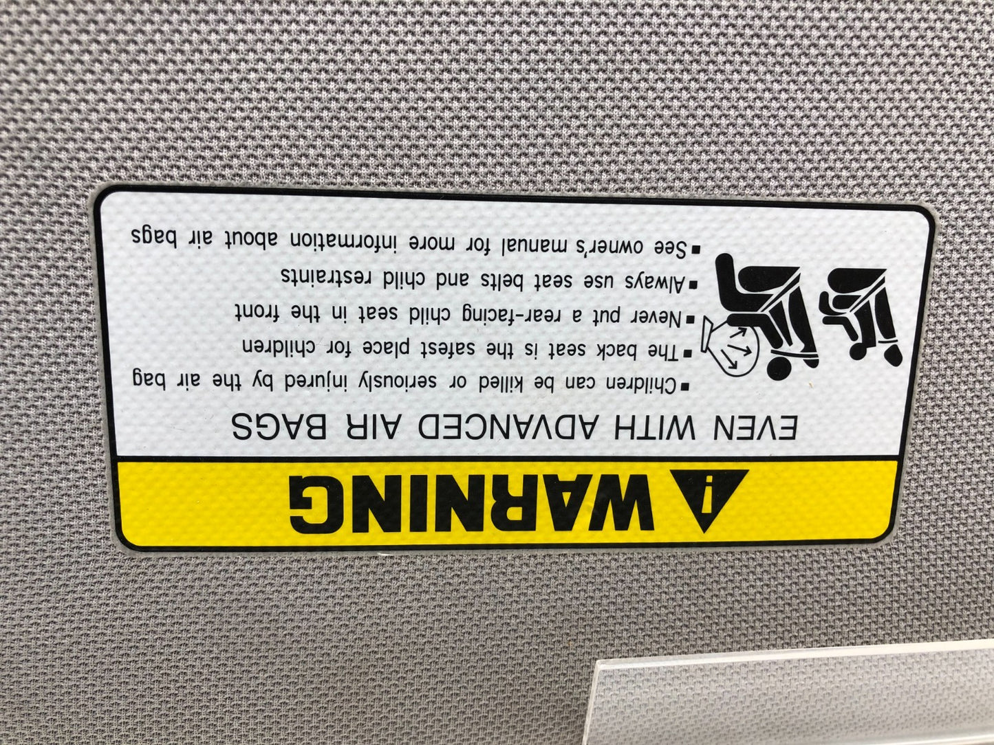 2015-2019 Hyundai Sonata Driver Sun Visor Gray Illuminated OEM B01B35004