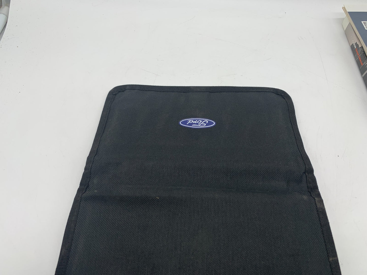 2017 Ford Fusion Owners Manual Set with Case OEM A02B50020