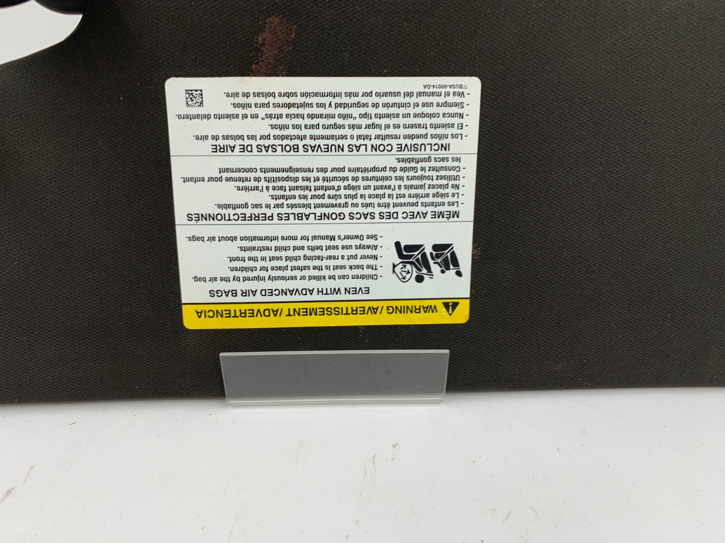 2011-2015 Ford Explorer Passenger Sun Visor Illuminated Black OEM B01B21039