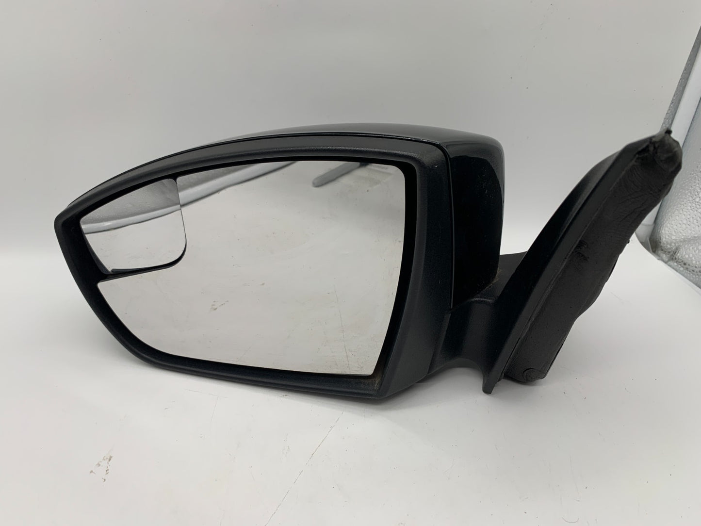 2015-2018 Ford Focus Driver Side View Power Door Mirror Black OEM C02B15032