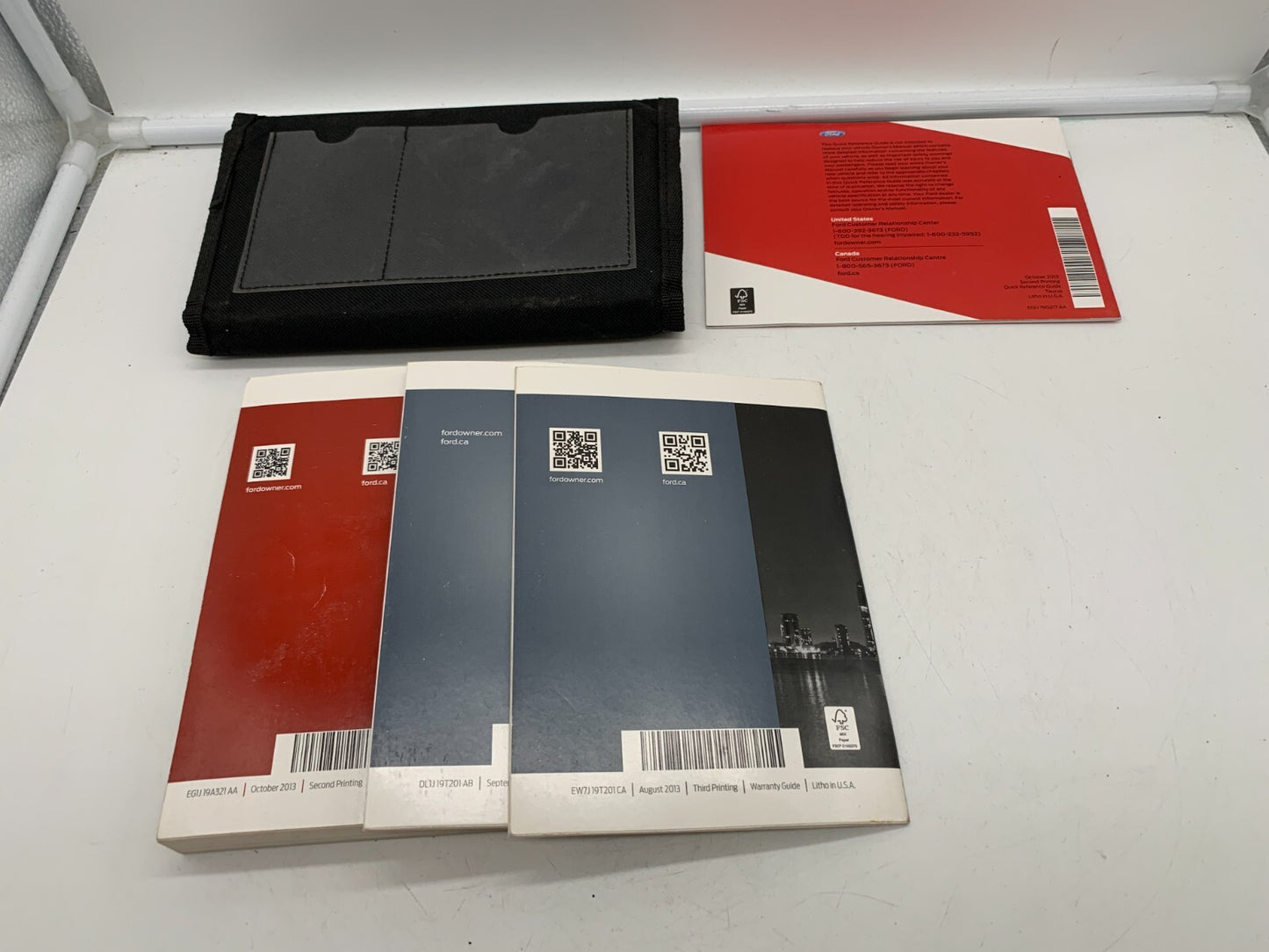2014 Ford Taurus Owners Manual Set with Case OEM B02B55005