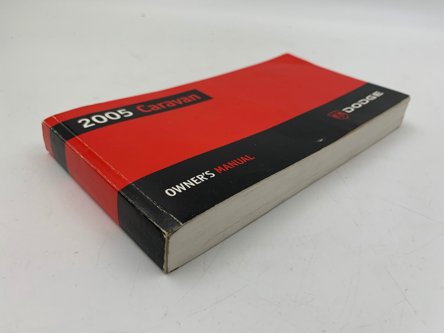 2005 Dodge Caravan Owners Manual OEM E03B57011