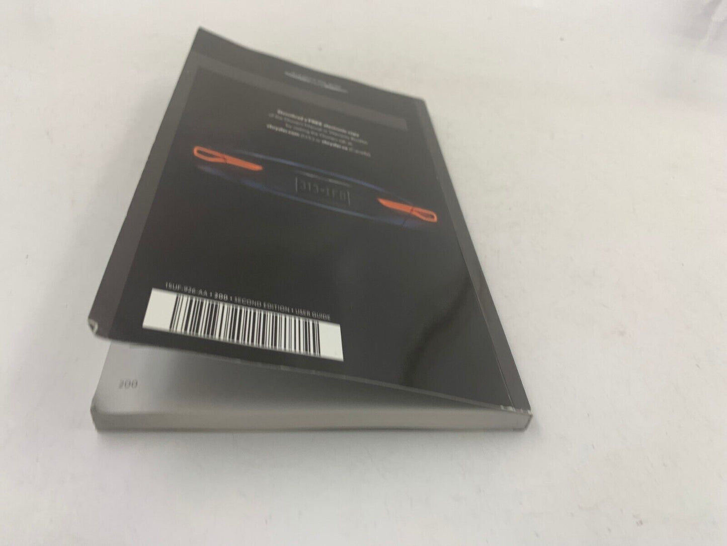 2015 Chrysler 200 Owners Manual Set with Case OEM E03B58011