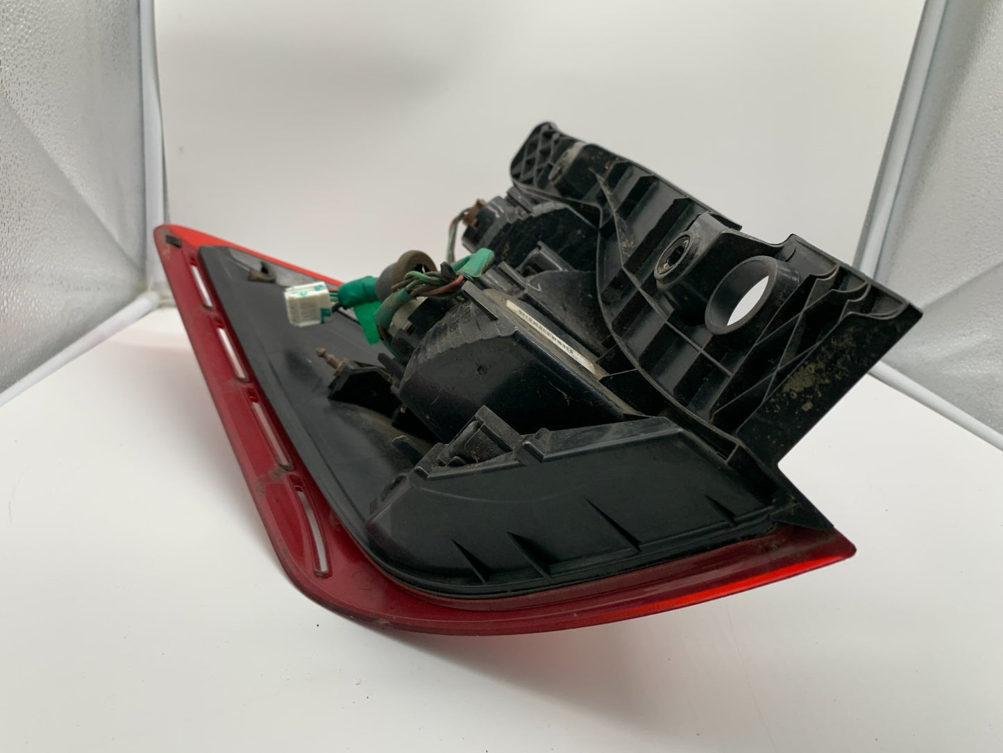 2014-2019 Nissan Versa Passenger Side Tail Light Taillight OEM B04B55039