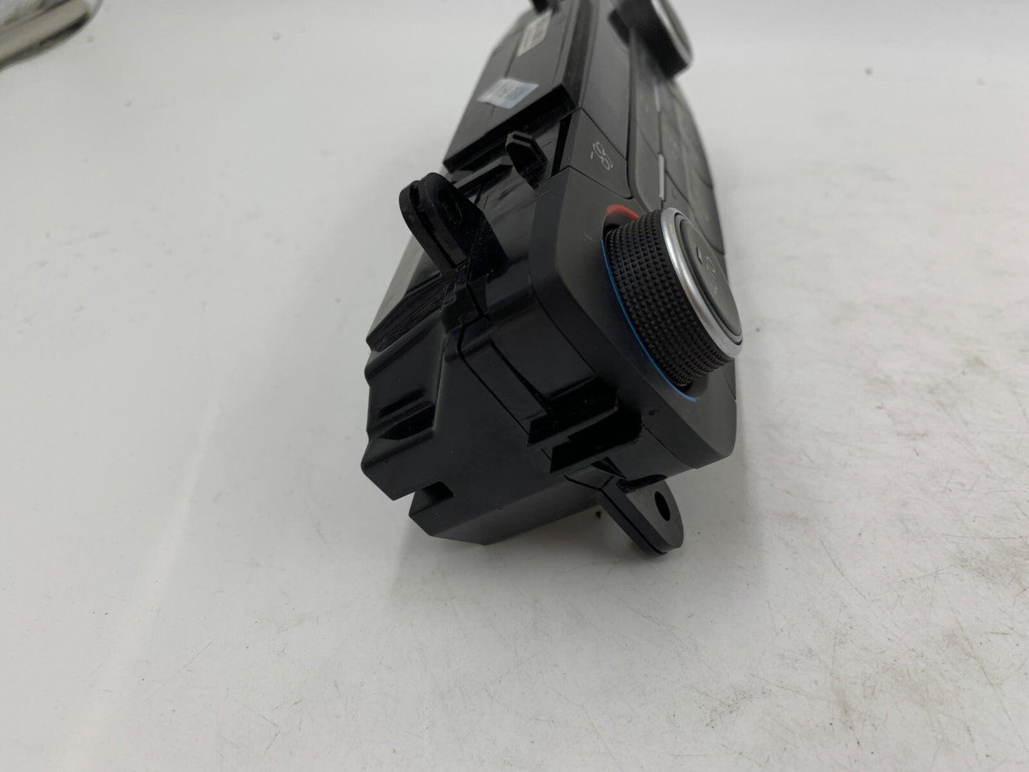 2015-2018 Ford Focus AC Heater Climate Control OEM B01B39003