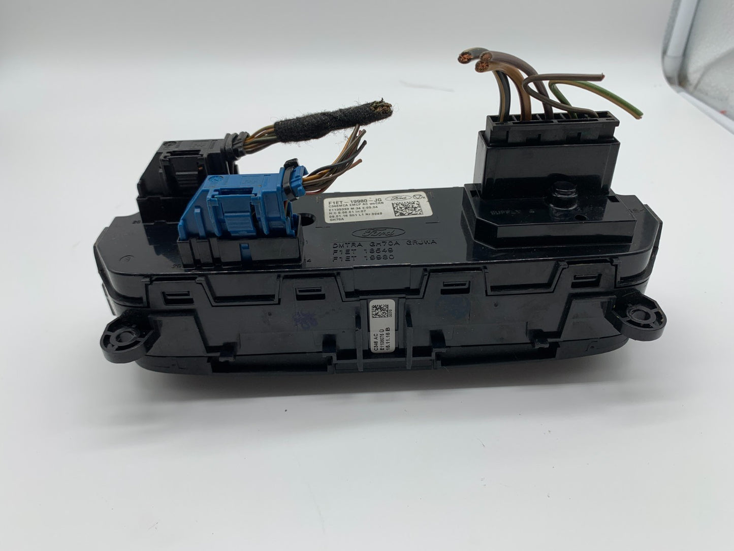 2015-2018 Ford Focus Climate Control AC Heater Unit OEM D02B64017