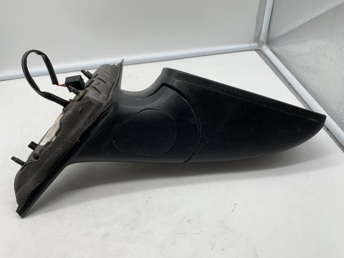 2008-2012 Chevrolet Malibu Passenger Side Power Door Mirror Gray OEM A03B20008