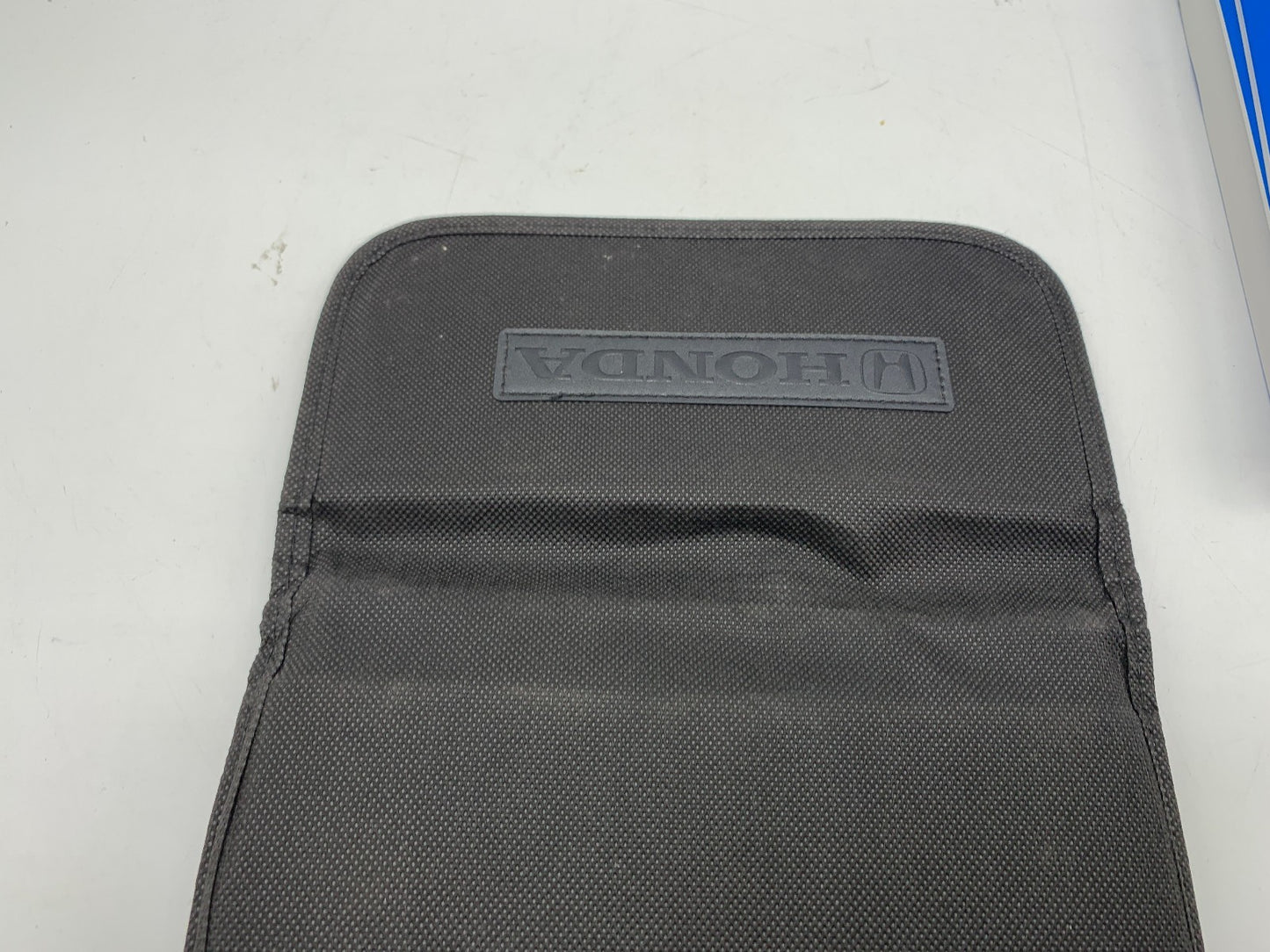 2022 Honda Accord Owners Manual Set with Case OEM R01B24004