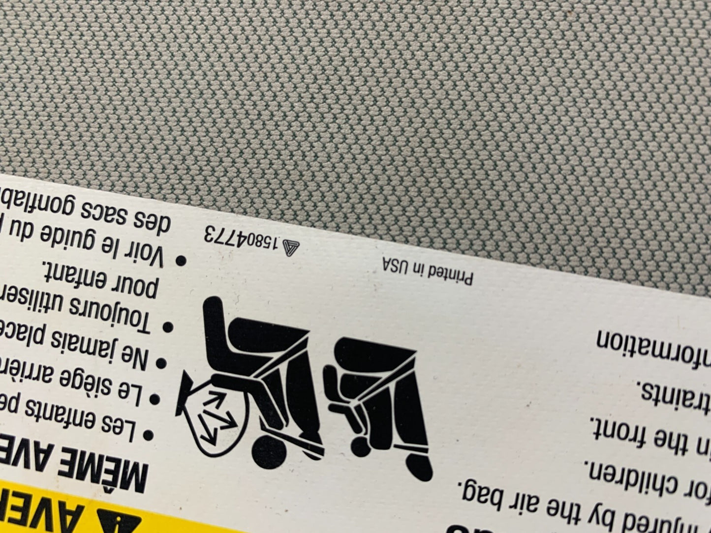 2013-2016 Chevrolet Malibu Passenger Sun Visor Gray Illuminated OEM C04B32028