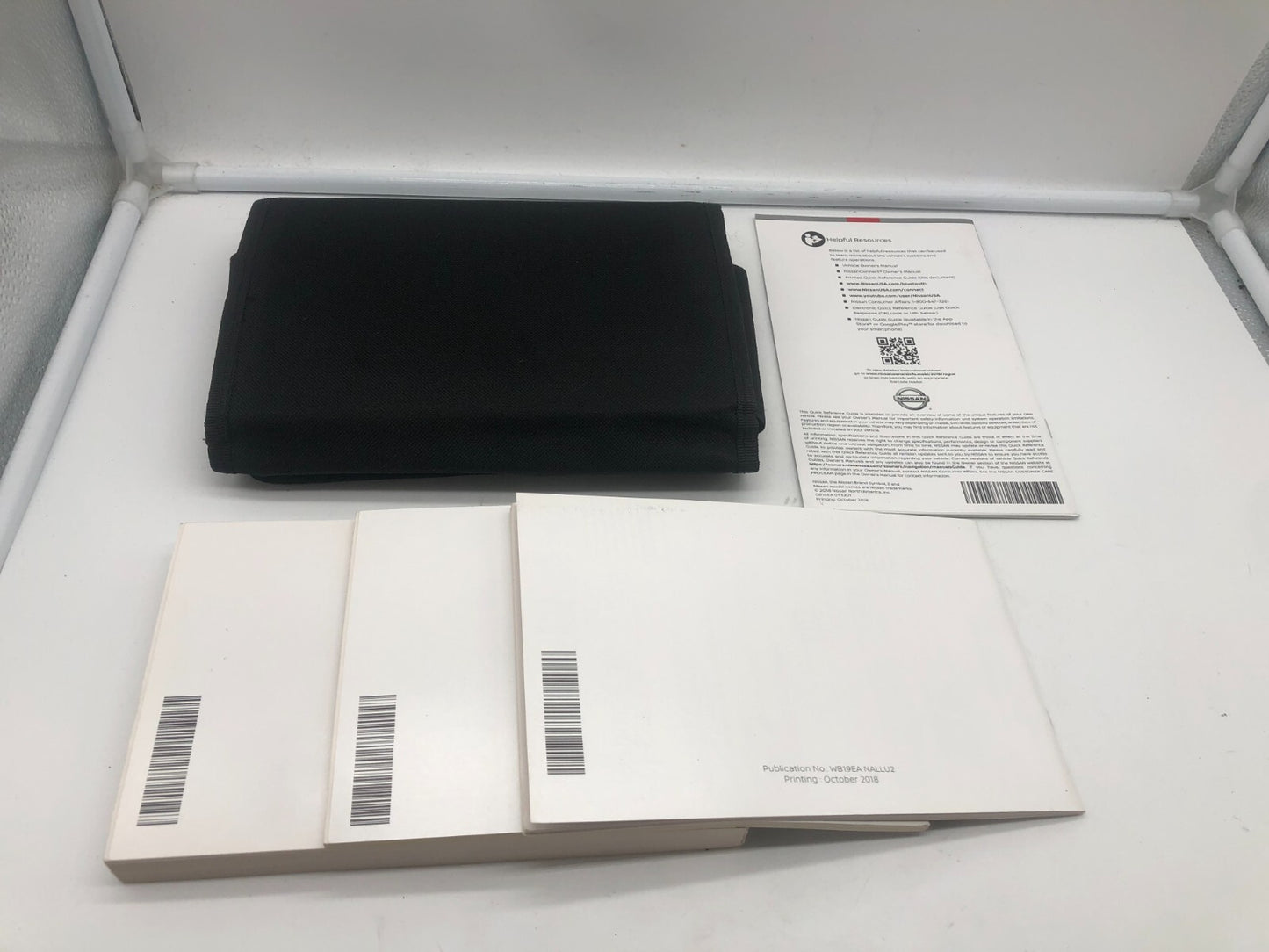 2019 Nissan Rogue Owners Manual Set with Case OEM A02B08022